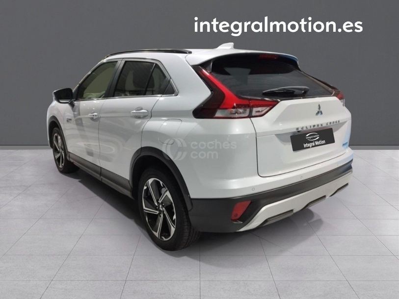 Foto del MITSUBISHI Eclipse Cross PHEV Kaiteki + 4WD