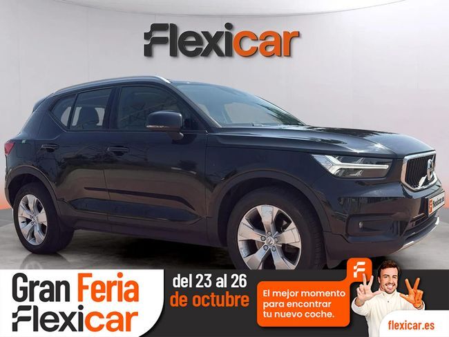 VOLVO XC40 (2.0 B3 G Momentum Pro Auto) en Girona