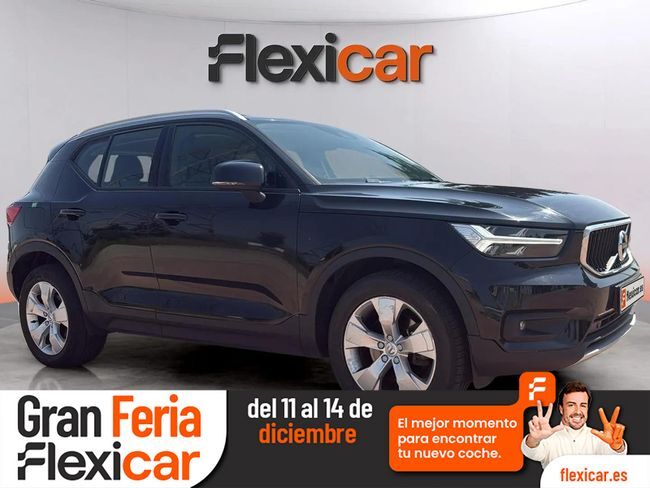 VOLVO XC40 (2.0 B3 G Momentum Pro Auto) en Girona