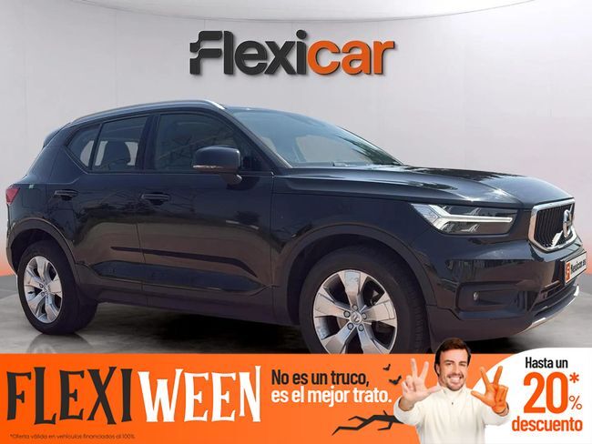 VOLVO XC40 (2.0 B3 G Momentum Pro Auto) en Girona