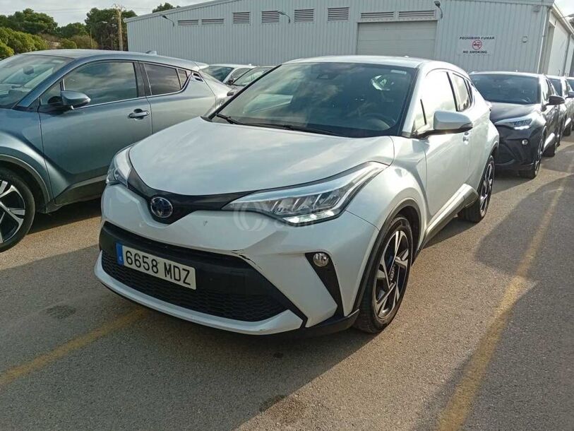 Foto del TOYOTA C-HR 125H Advance