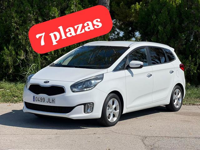 KIA Carens (1.7 CRDi Eco-Dynamics Emotion 104 kW (141 CV)) en Barcelona