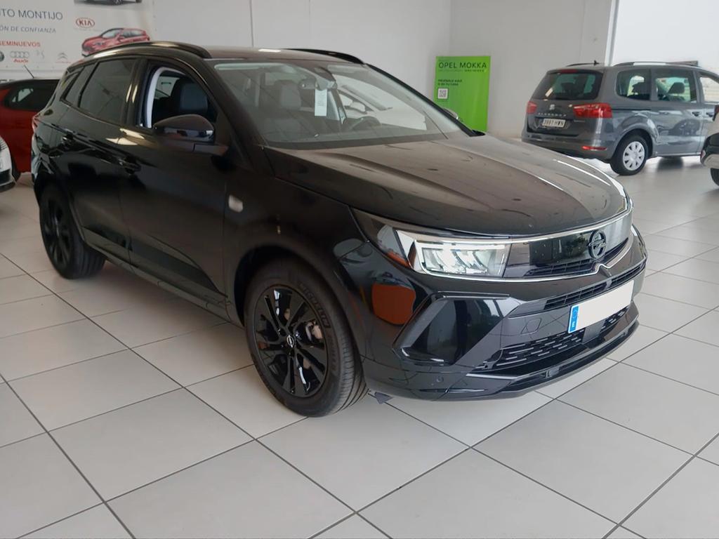 Foto del OPEL Grandland 1.2T S&S Business Edition 130
