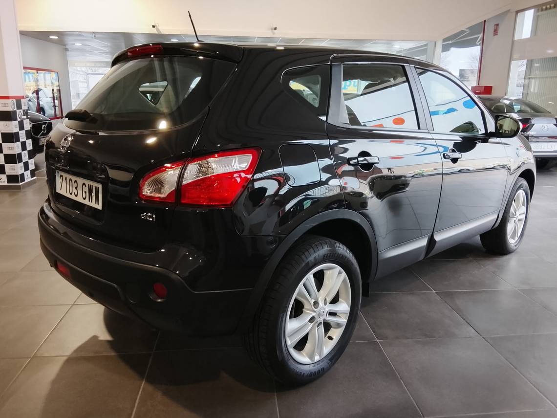 Foto del NISSAN Qashqai 2.0dCi Visia 4x2
