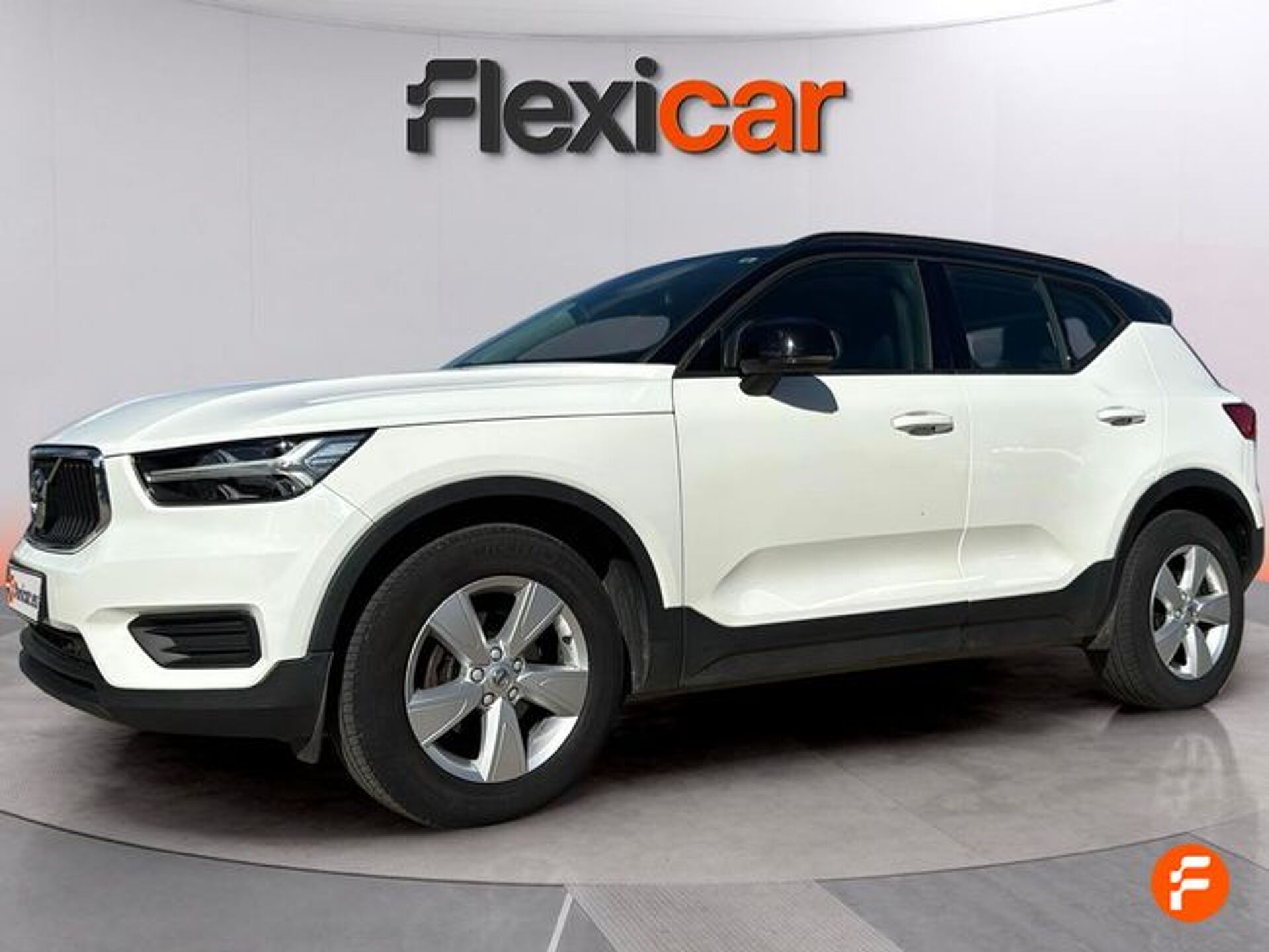 Imagen 3 de VOLVO XC40