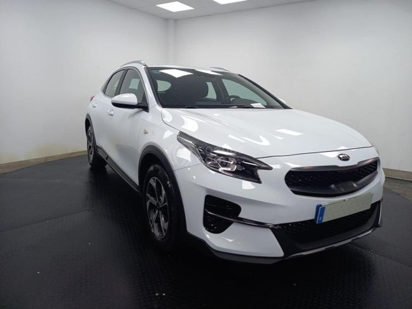 Foto del KIA XCeed 1.6 MHEV iMT Drive 136