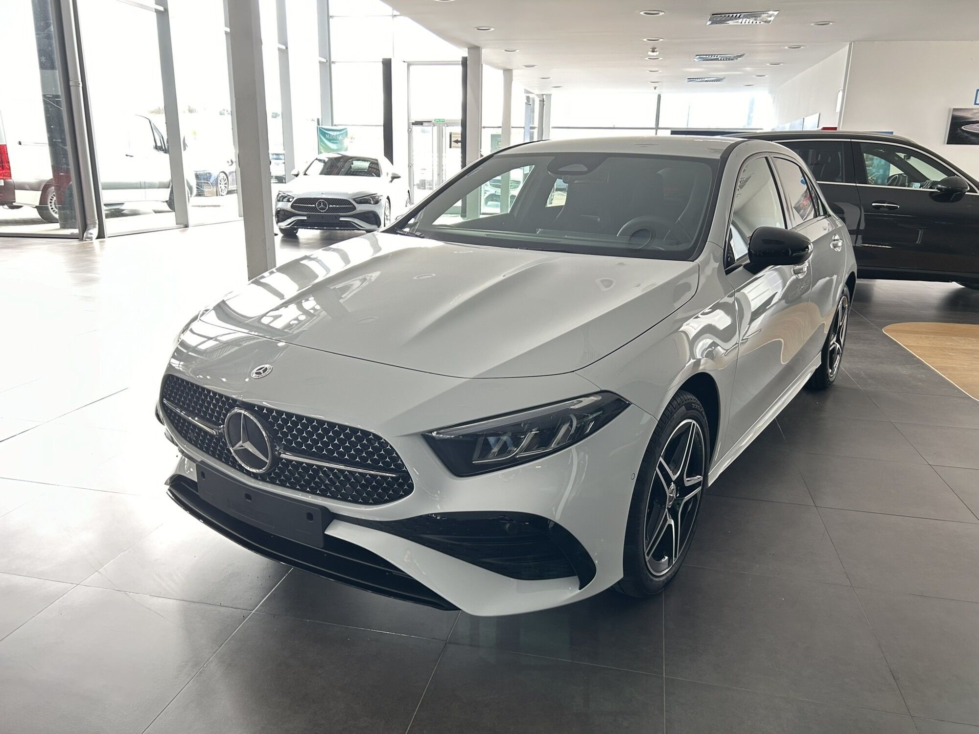 MERCEDES Clase A (A 250e Progressive Line Advanced 8G-DCT) en Badajoz