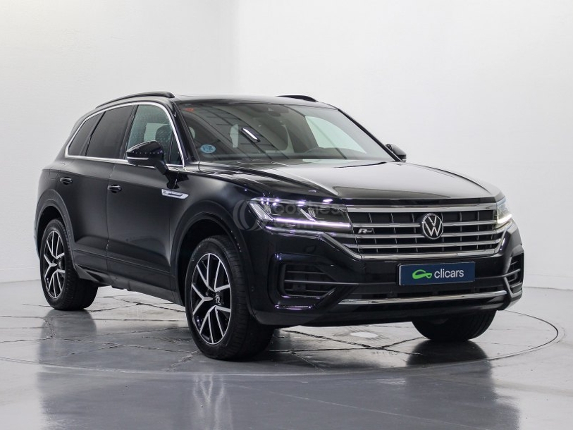 Foto del VOLKSWAGEN Touareg 3.0TDI V6 R-Line Tiptronic 4Motion 170kW