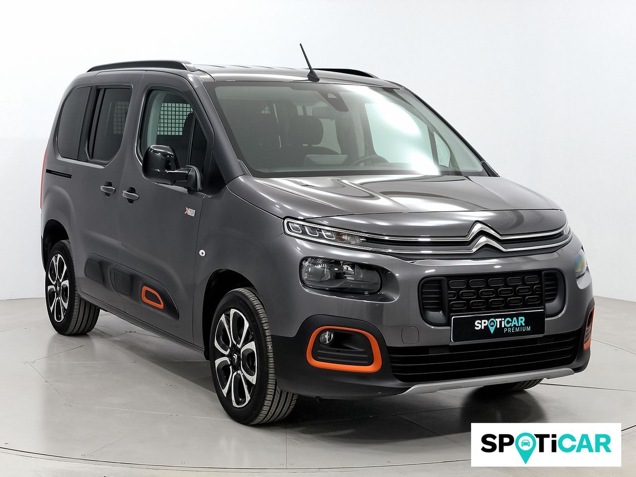 CITROEN Berlingo (1.5 BLUEHDI 100 TALLA M SHINE BUSINESS 5P (N1)) en Barcel