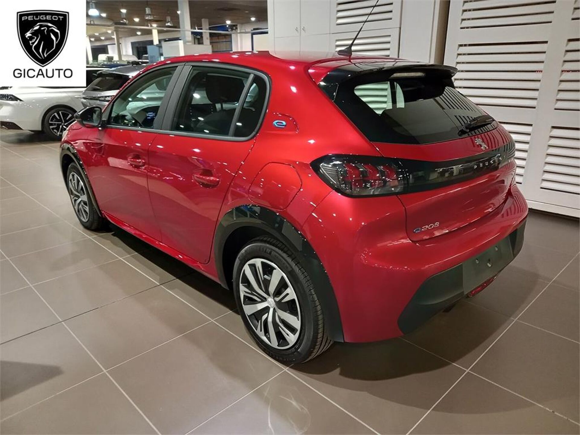 Imagen 2 de PEUGEOT 208