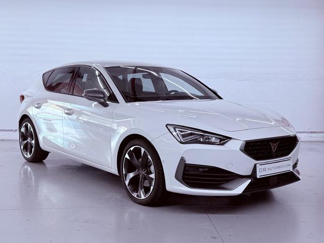 CUPRA León (1.5 eTSI Tech Edition DSG 110 kW (150 CV)) en Barcelona