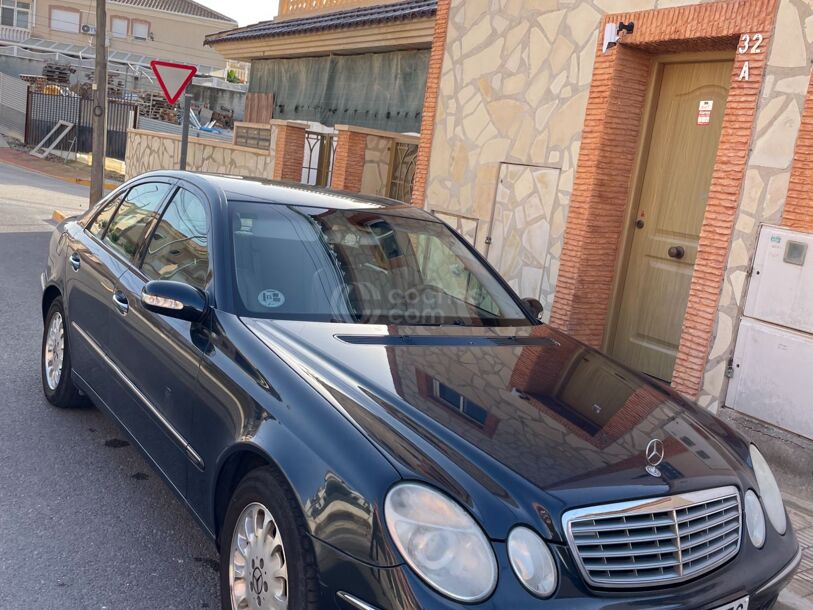 Foto del MERCEDES Clase E E 240