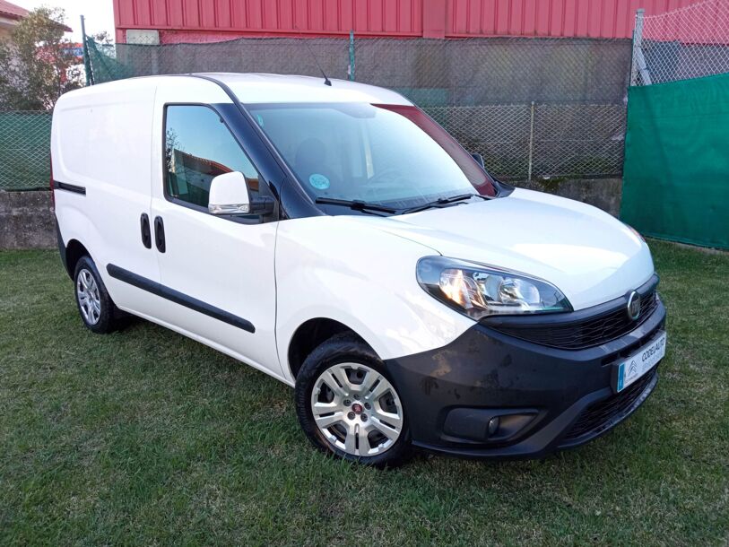 Foto del FIAT Dobló Cargo 1.3Mjt SX 70kW