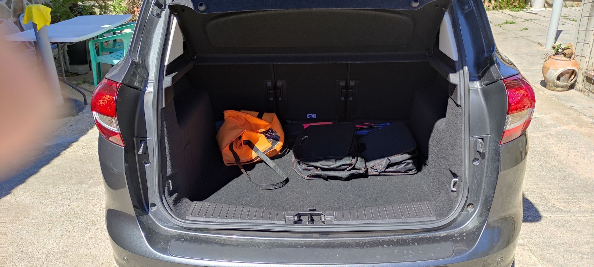 Foto del FORD C-Max 1.5TDCi Titanium 120