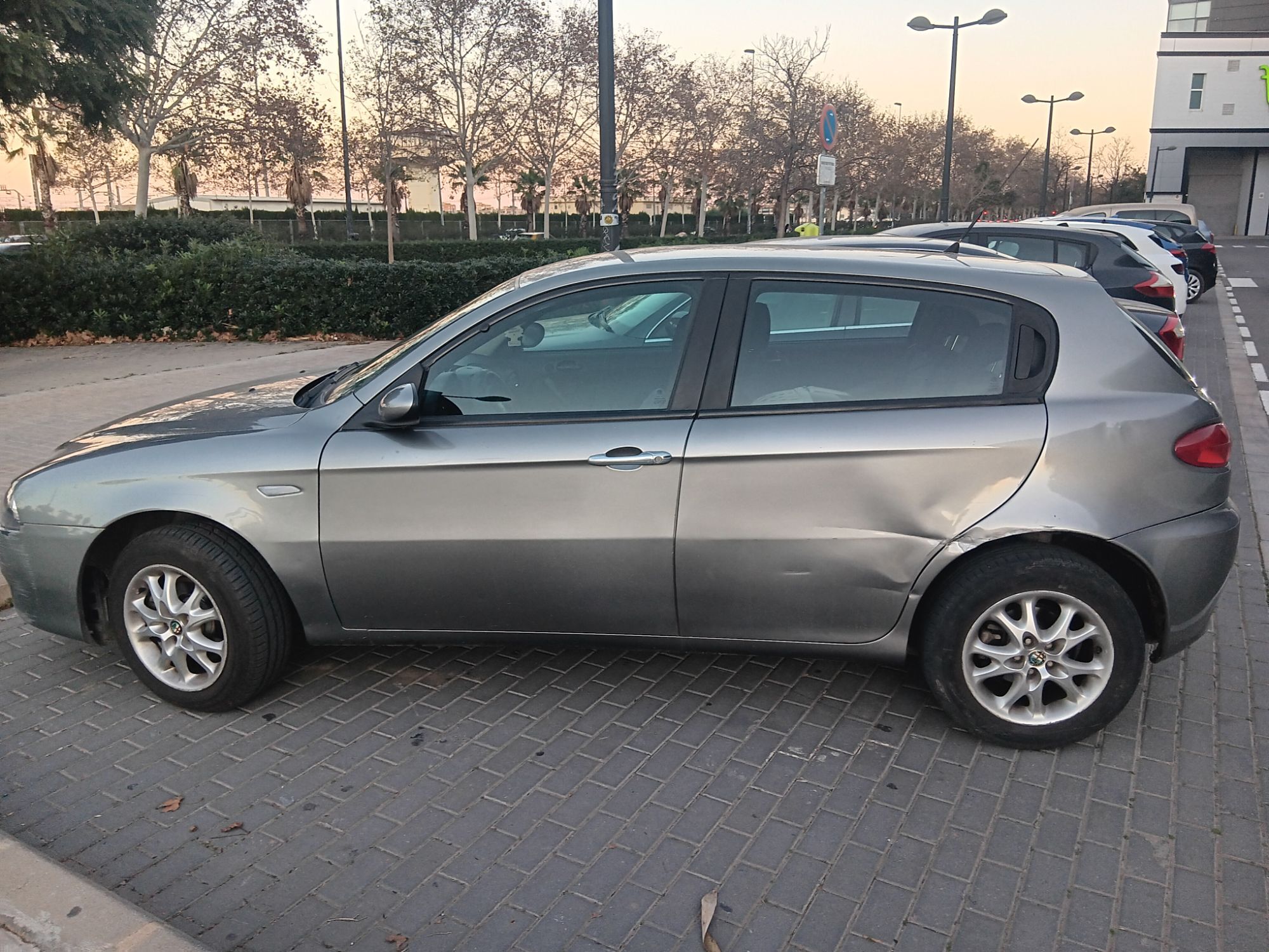 Foto del ALFA ROMEO 156 1.9 JTD Distinctive 115