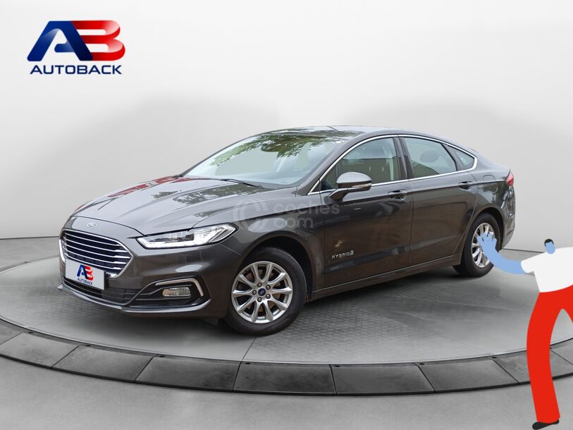 Foto del FORD Mondeo Sedán 2.0 HEV Titanium