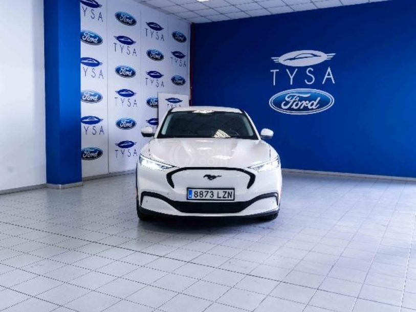 Foto del FORD Mustang Mach-E AWD Rango estandar