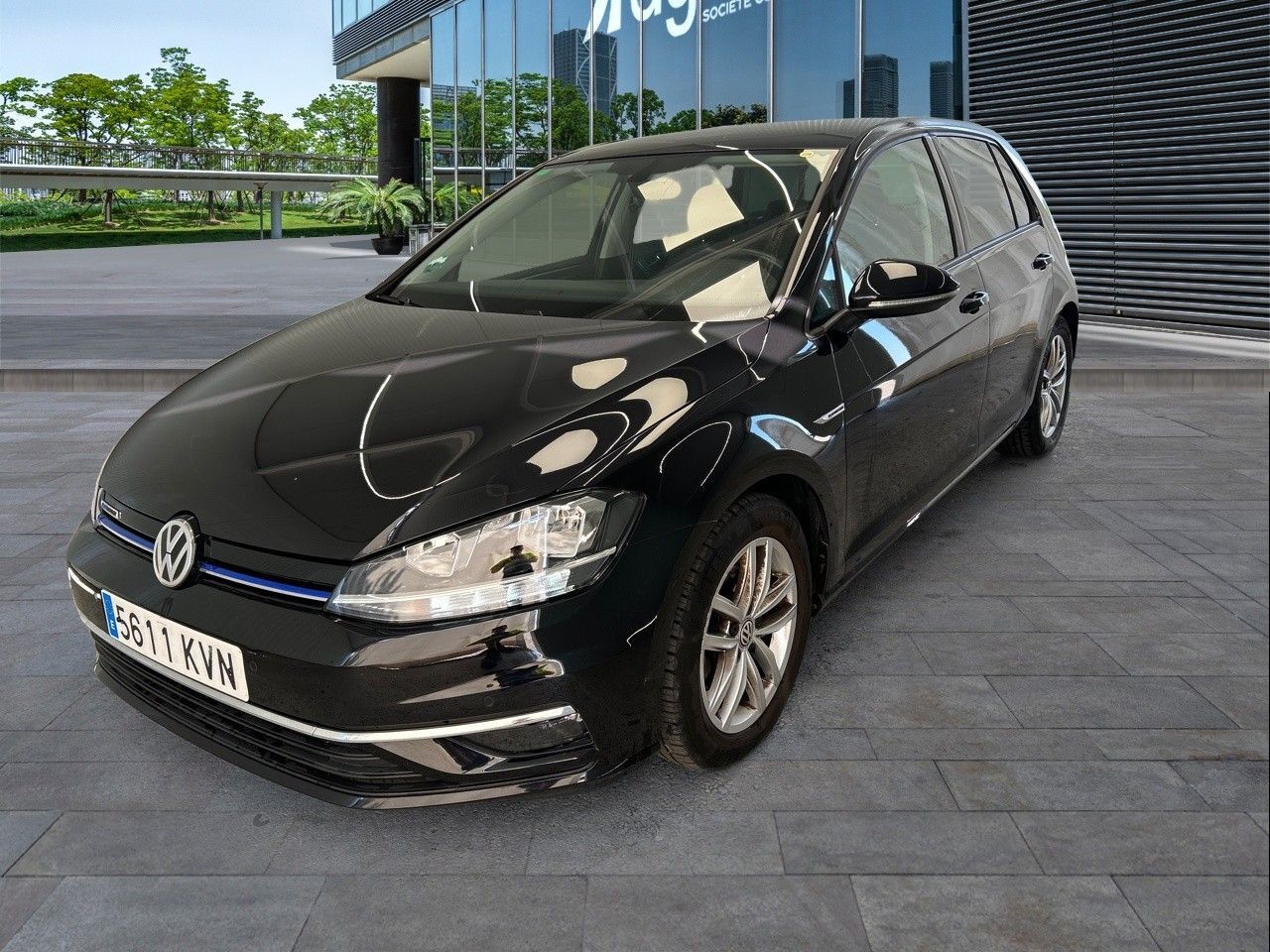 VOLKSWAGEN Golf (Advance 1.5 TSI Evo 96 kW (130 CV)) en Madrid