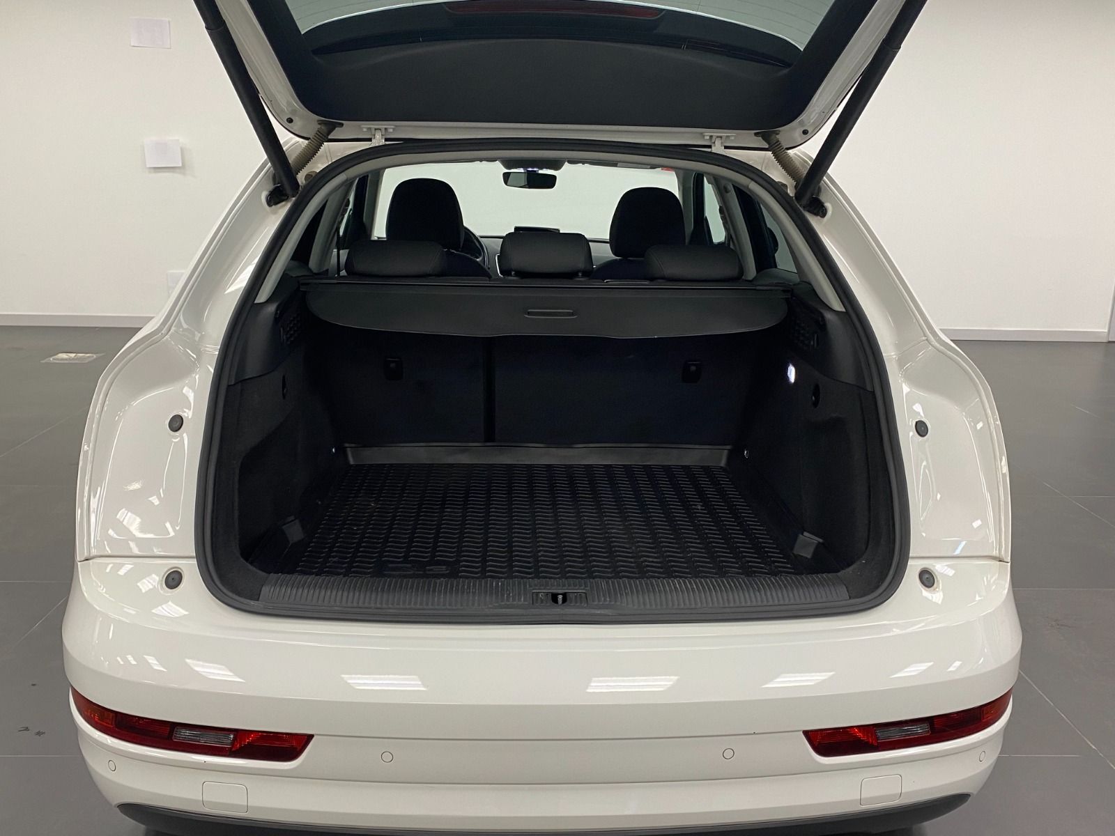 Foto del AUDI Q3 2.0TDI Black Line Ed. quattro S tronic 110kW