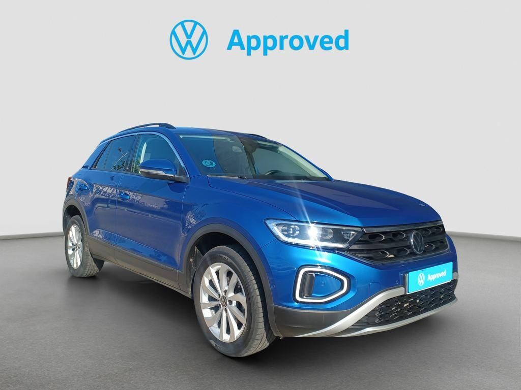 VOLKSWAGEN T-Roc (Life 1.5 TSI 110 kW (150 CV) DSG) en Barcelona
