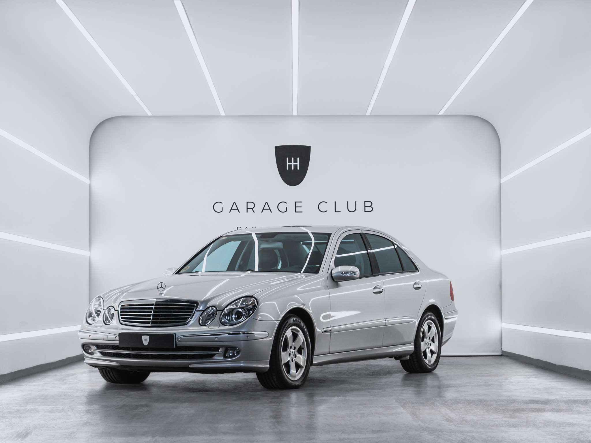 MERCEDES Clase E (E 350 4-Matic Avantgarde) en Barcelona