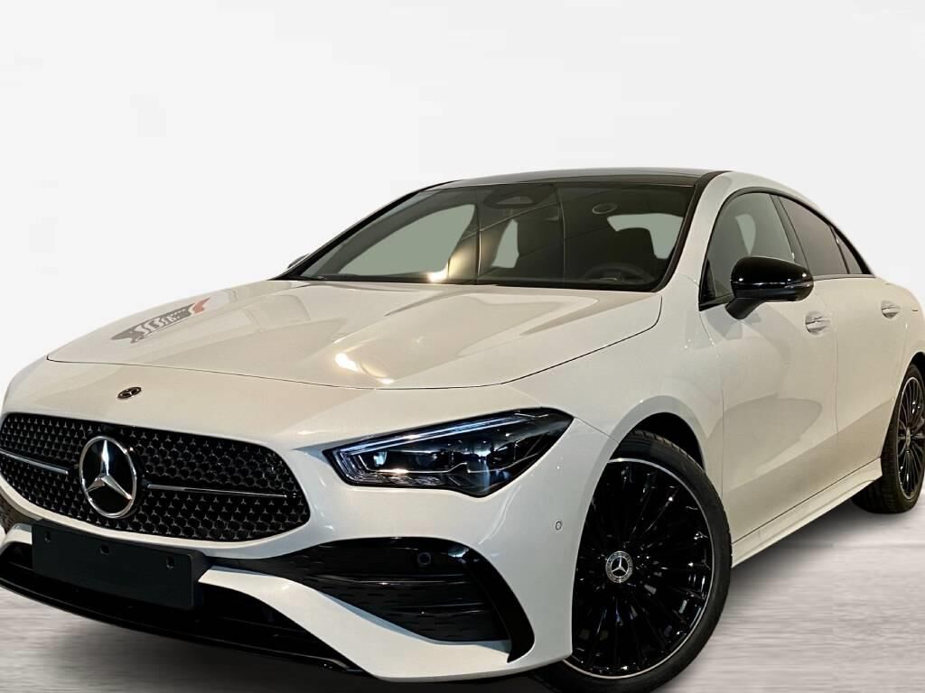 MERCEDES Clase CLA (CLA 220 D DCT) en Jaén