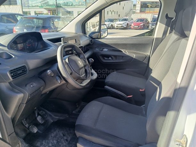 Foto del PEUGEOT Partner 1.5BlueHDI S&S Pro Standard 1000kg 100