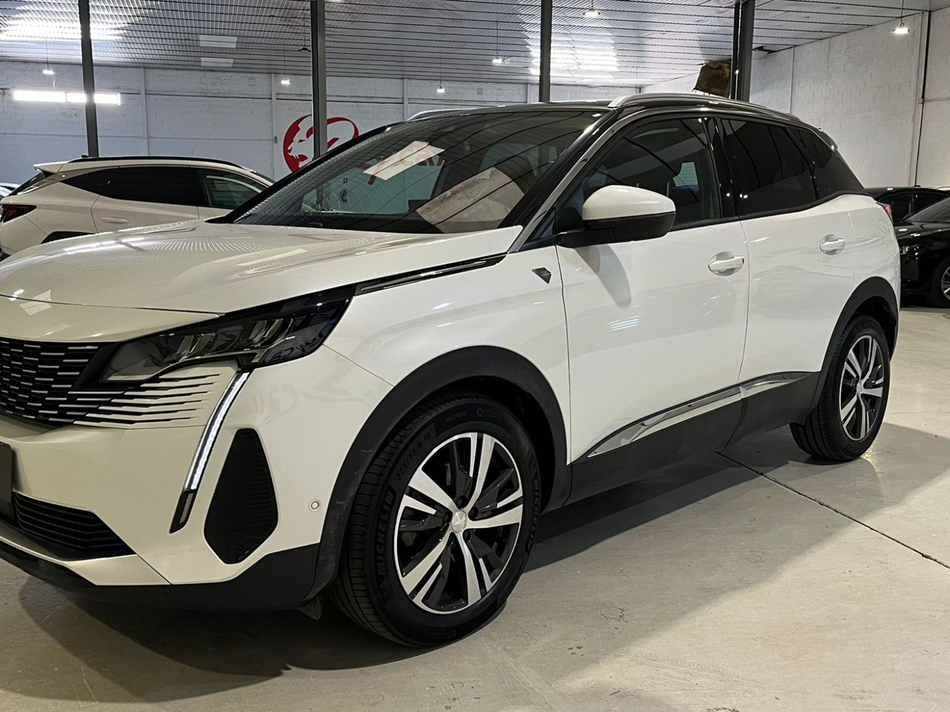 Imagen de PEUGEOT 3008