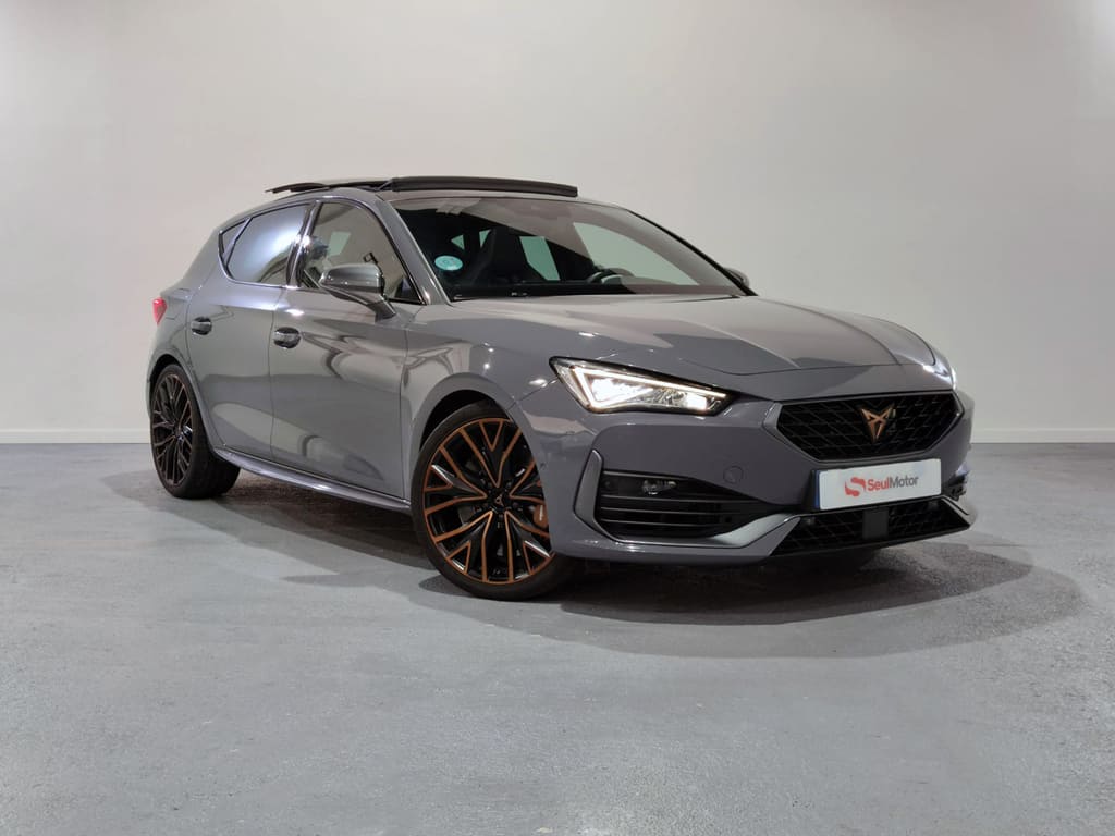 CUPRA León (2.0 TSI VZ DSG 221Kw) en Barcelona