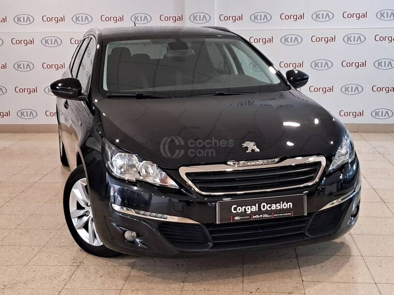 Foto del PEUGEOT 308 SW 1.2 PureTech S&S Allure 130