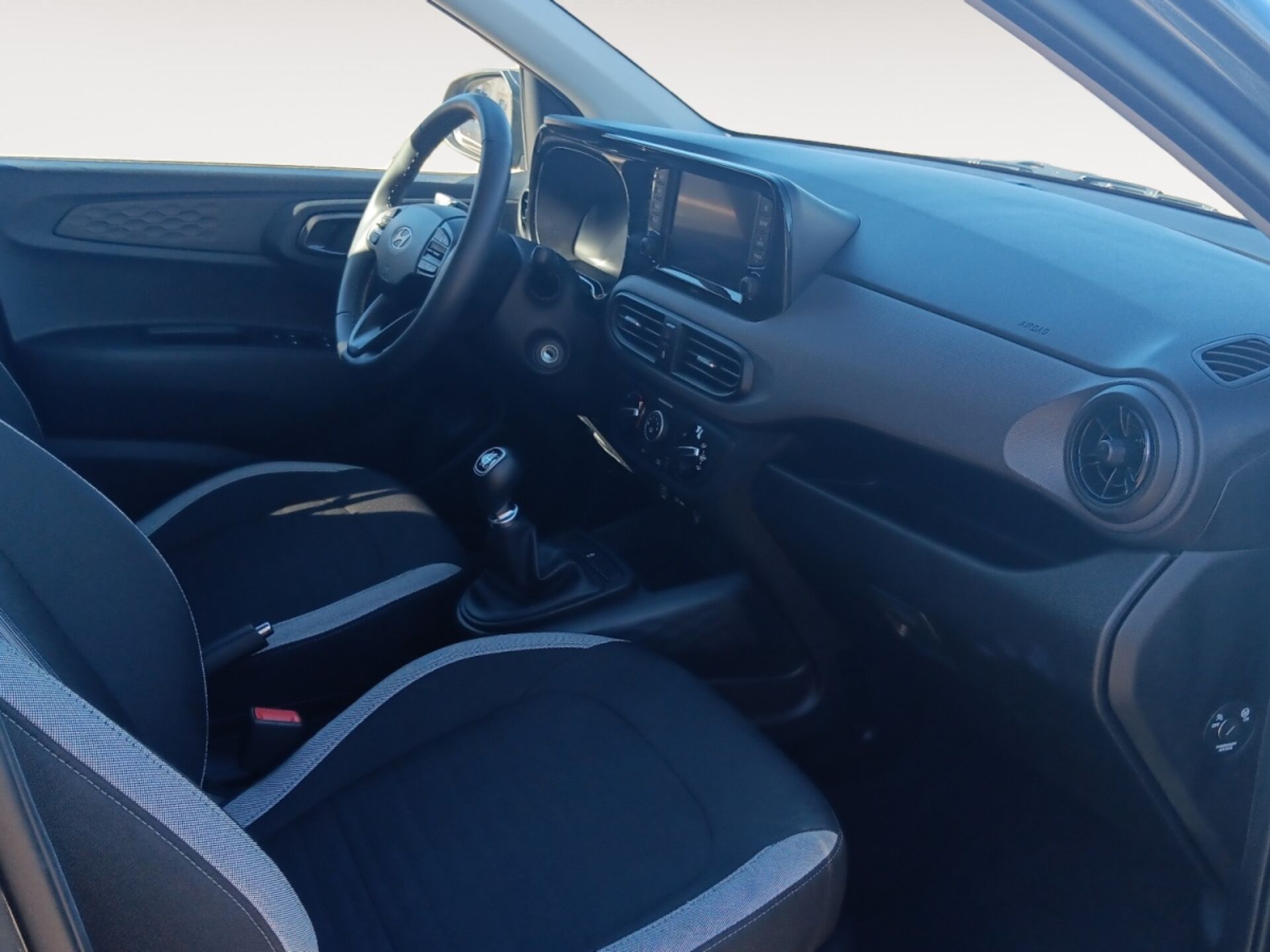 Imagen 3 de HYUNDAI i10