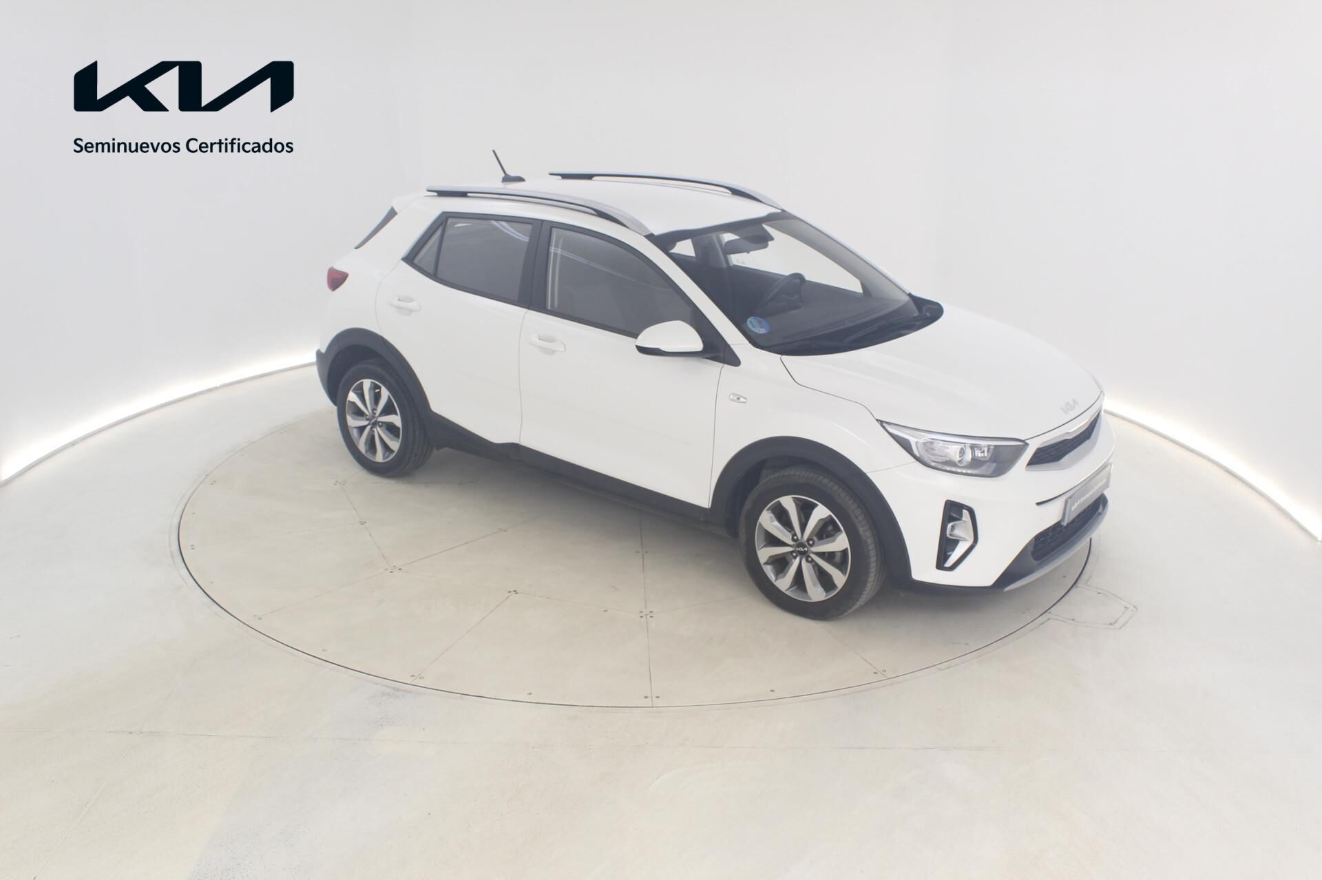 KIA Stonic (1.0 T-GDI MHEV IMT 74KW CONCEPT 5P) en Navarra