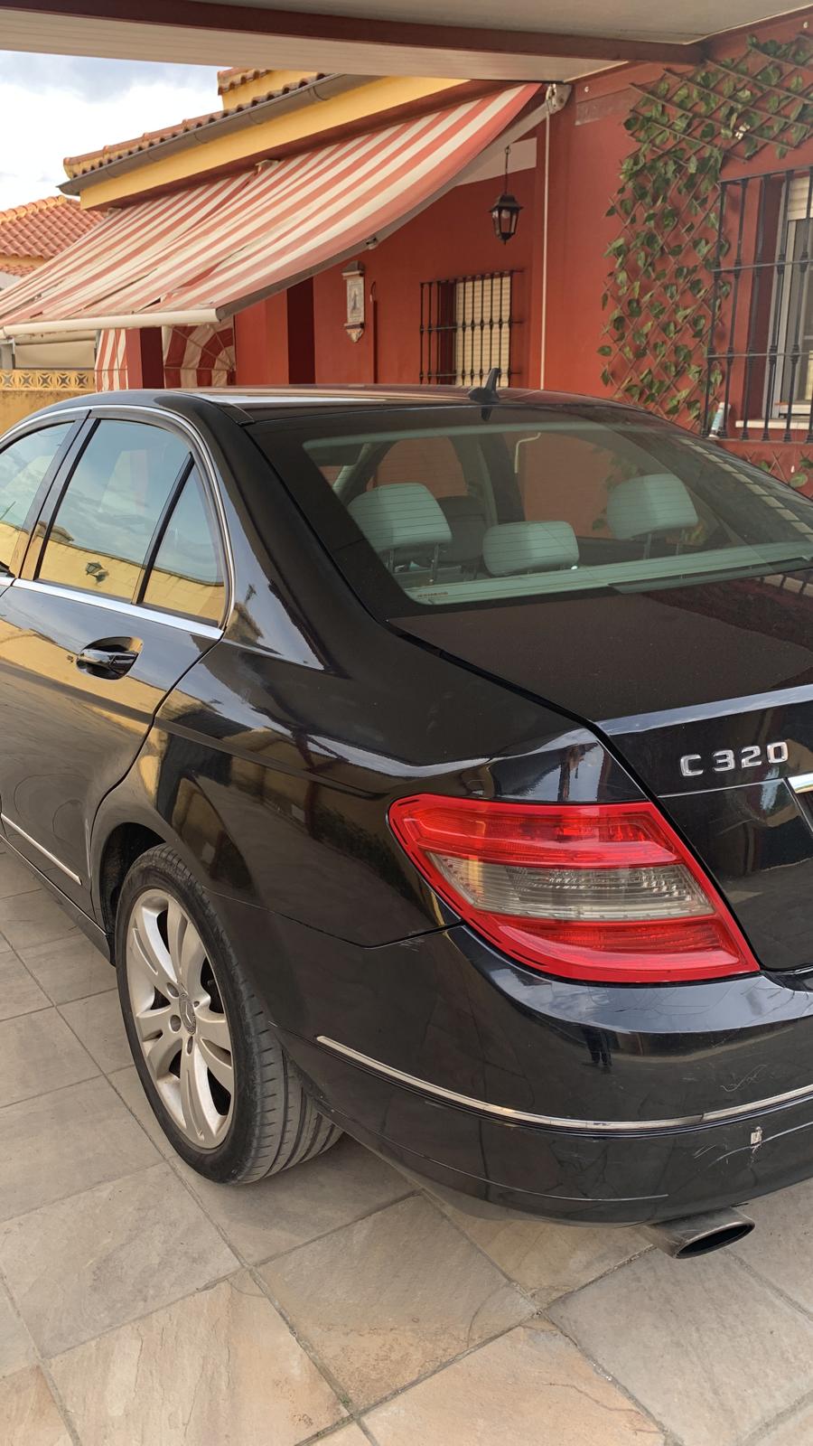Foto del MERCEDES Clase C C 320CDI Avantgarde 7G