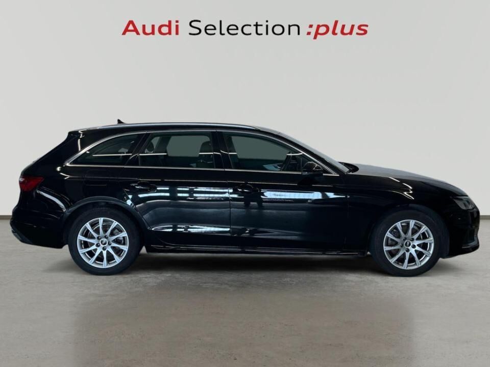 Foto del AUDI A4 Avant 35 TDI Black line S tronic 120kW