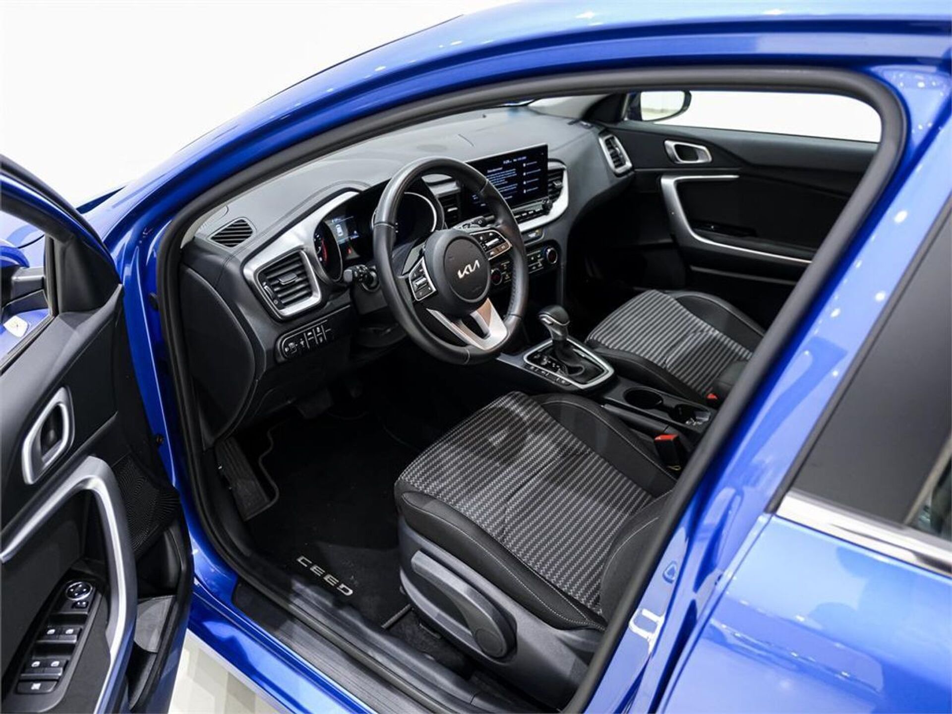 Imagen 3 de KIA Ceed