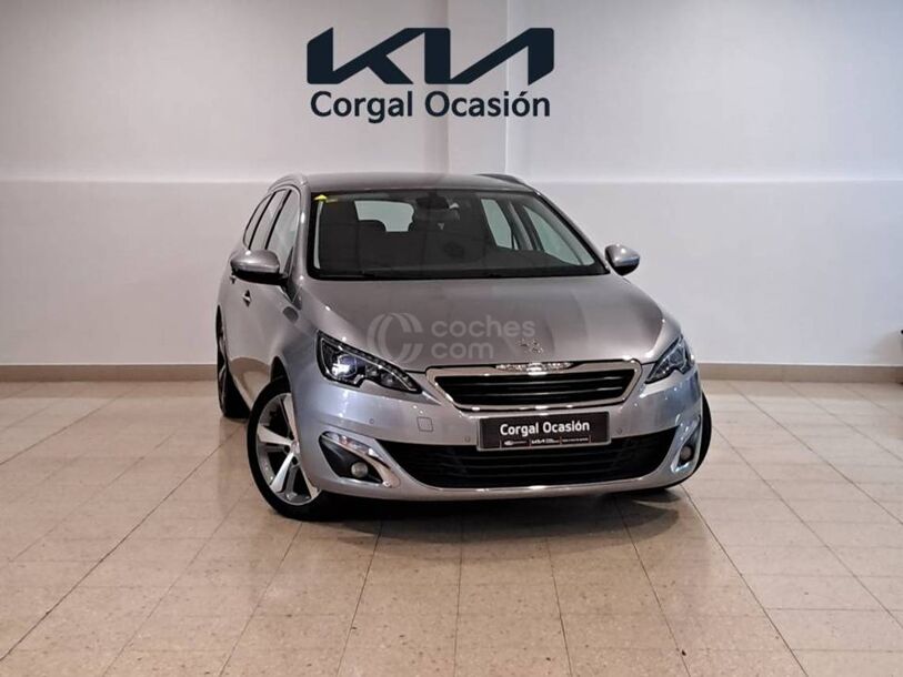 Foto del PEUGEOT 308 SW 1.2 PureTech S&S Allure 130