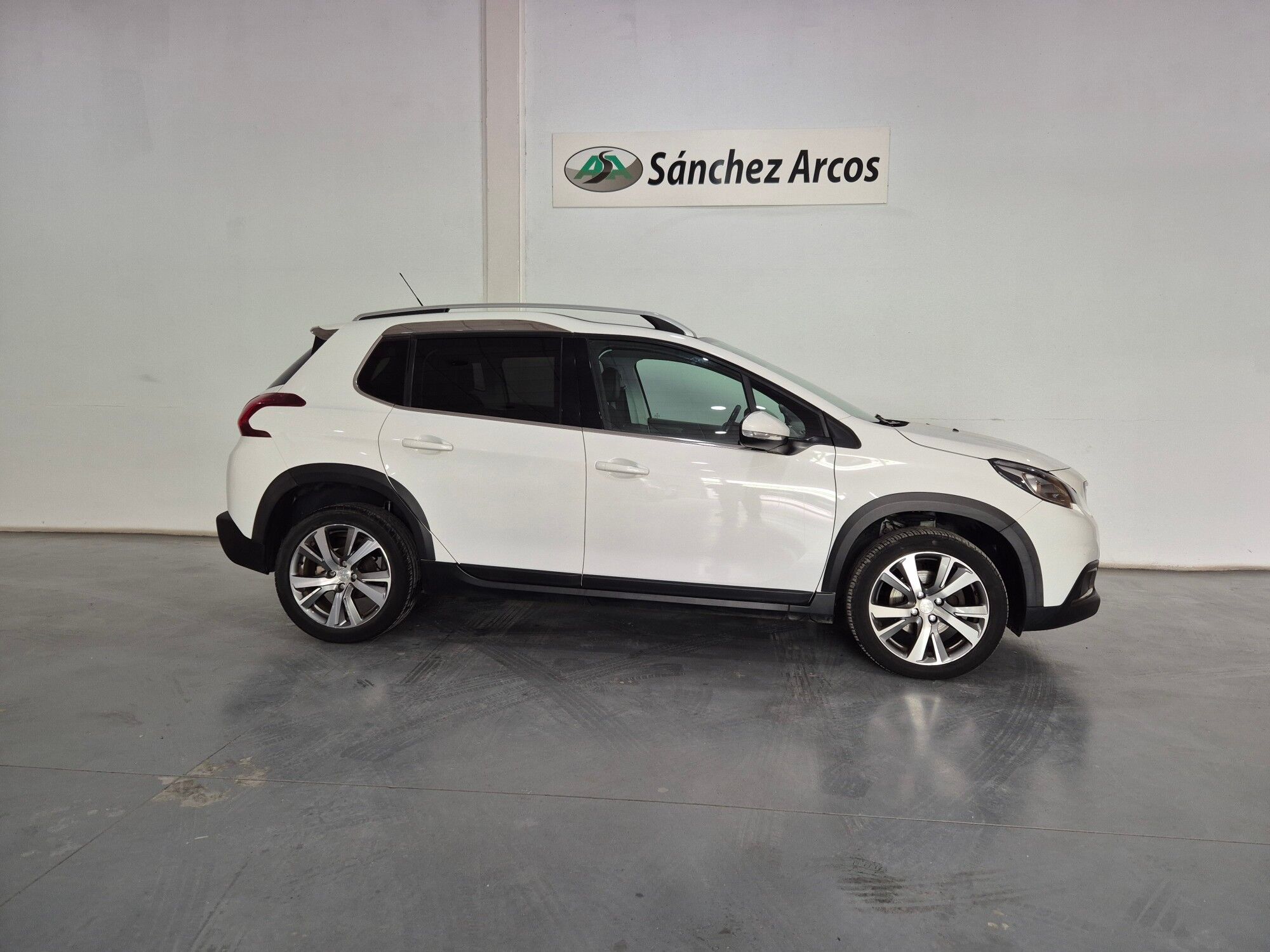 Foto del PEUGEOT 2008 1.6 BlueHDI Allure 100