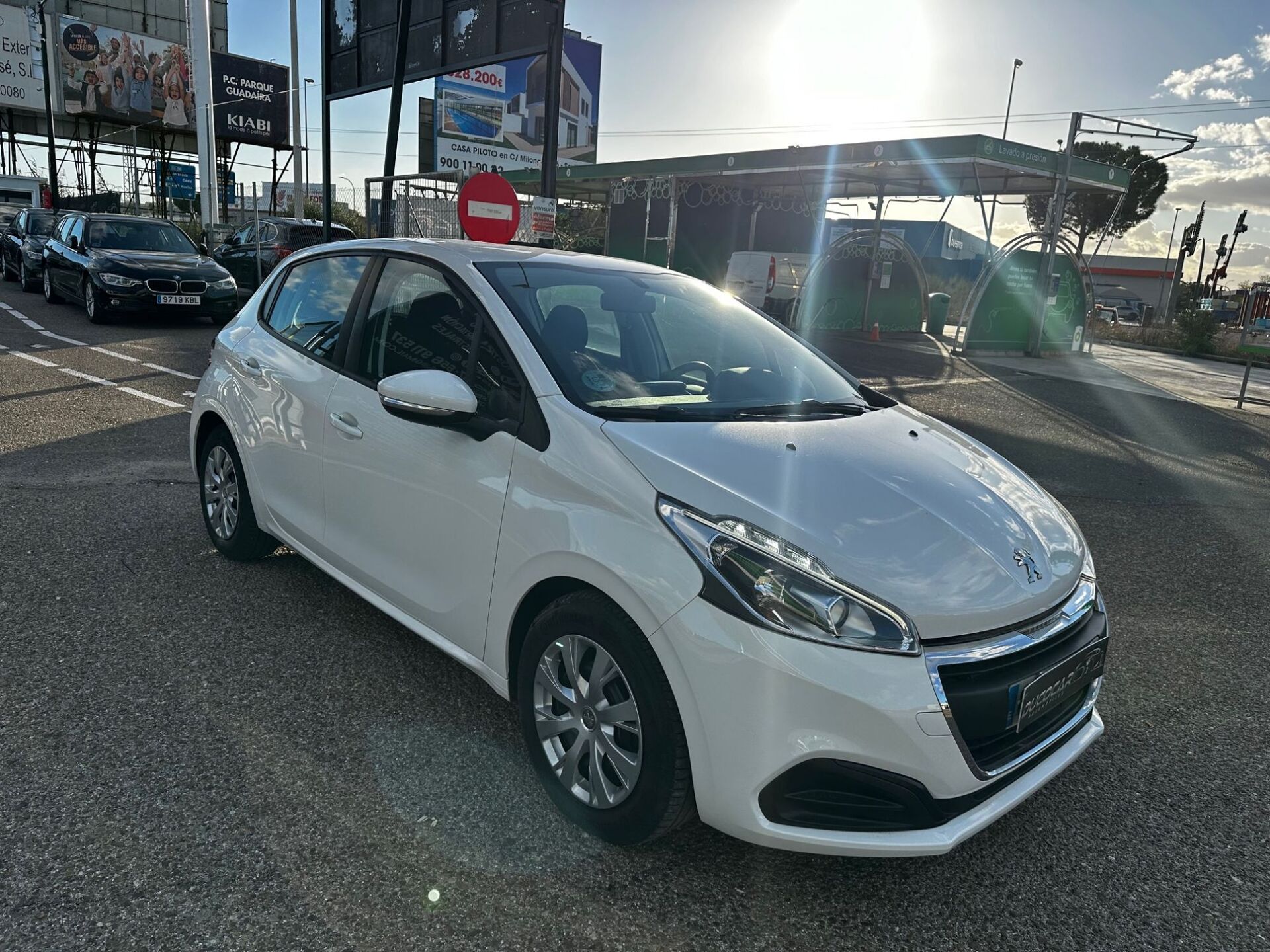 Imagen 2 de PEUGEOT 208