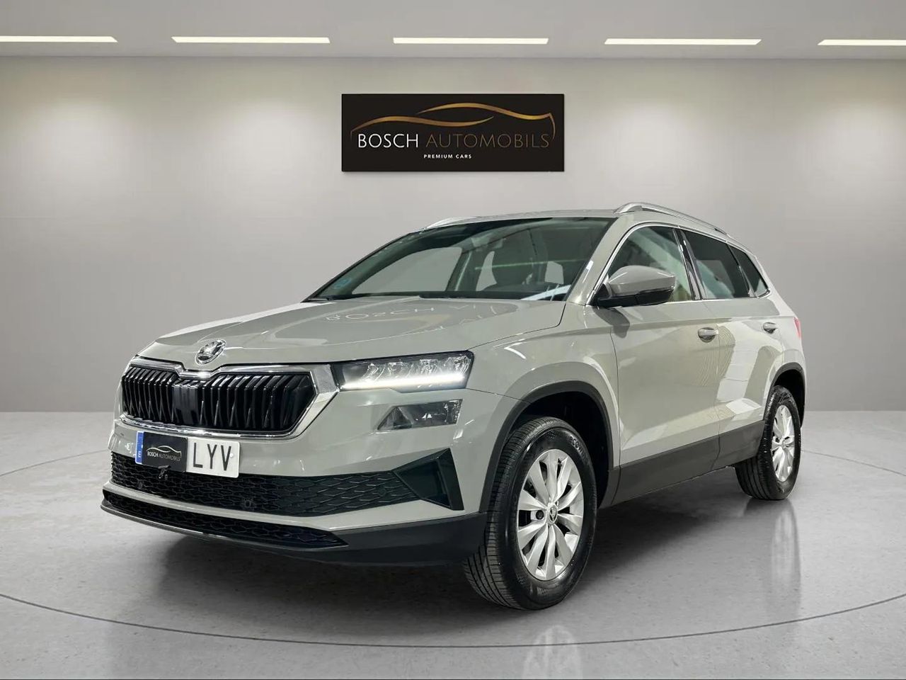 SKODA Karoq (Ambition 1.5 TSI 150cv) en Barcelona