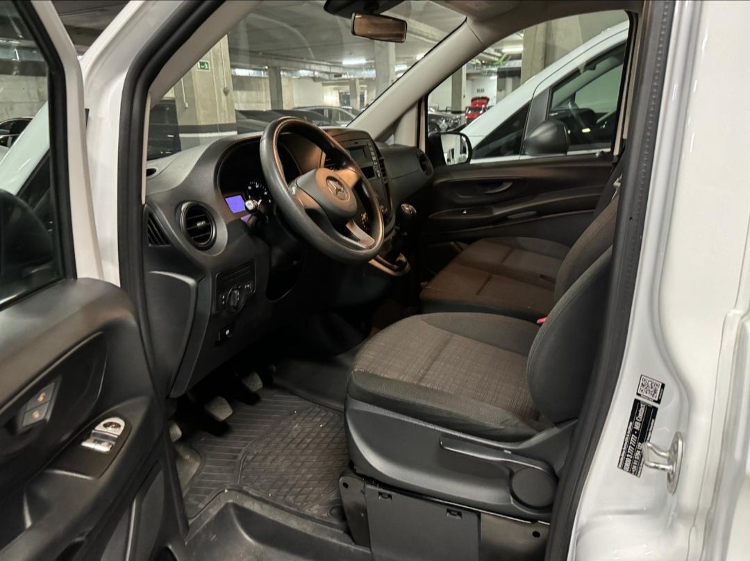 Foto del MERCEDES Vito Mixto 111CDI Larga