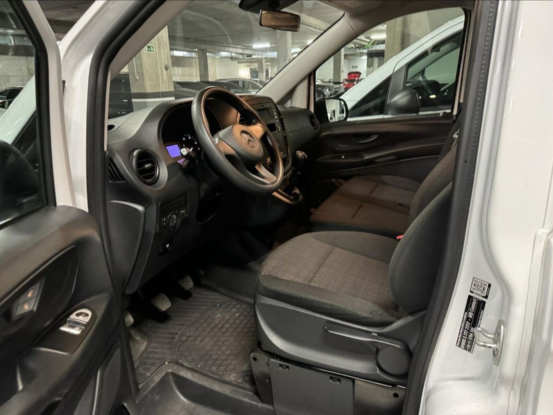 Imagen 3 de MERCEDES Vito