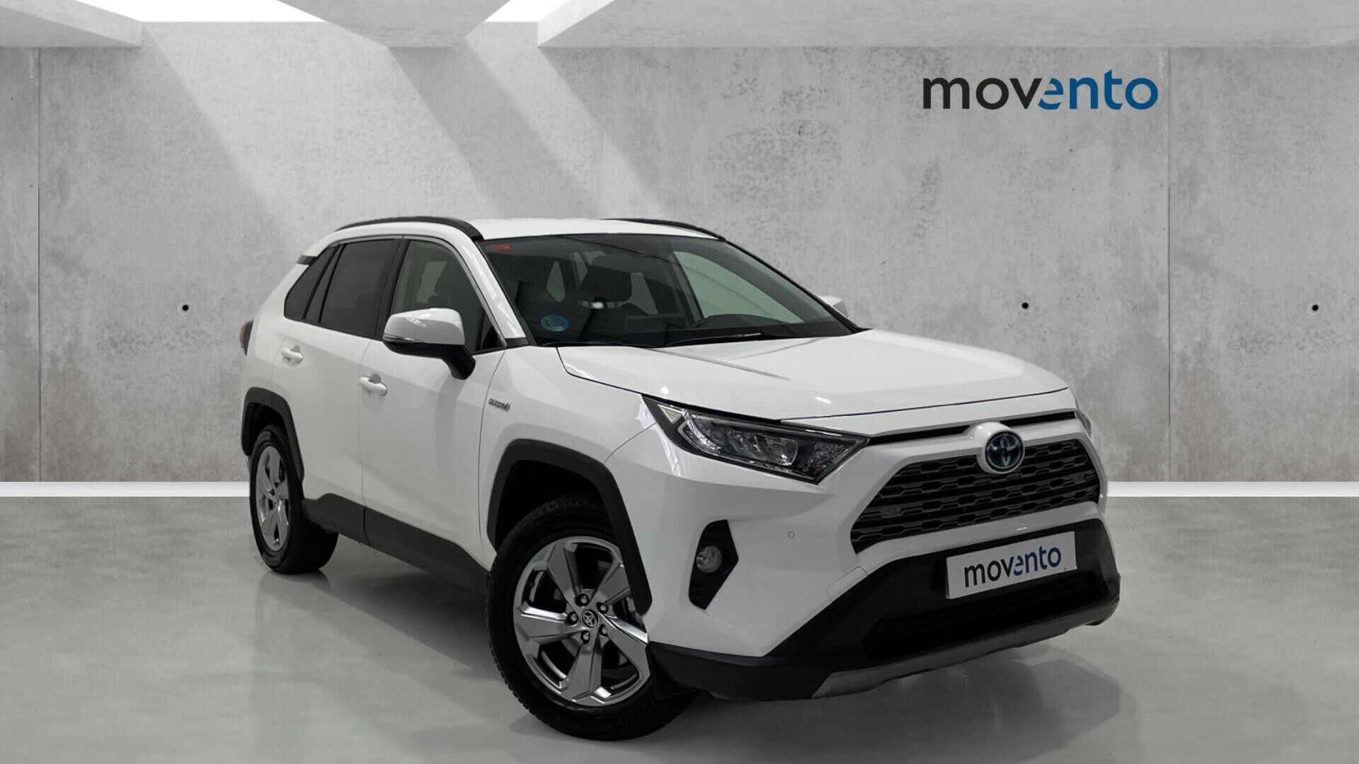 TOYOTA RAV-4 (2.5l hybrid Advance 4WD 163 kW (222 CV)) en Barcelona
