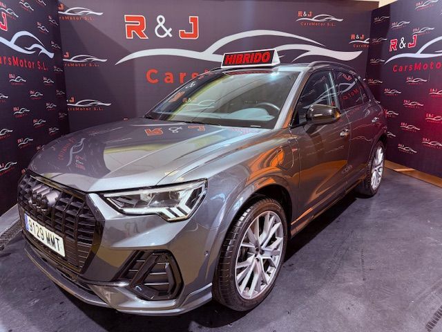 Foto del AUDI Q3 45 TFSIe Black line S-tronic