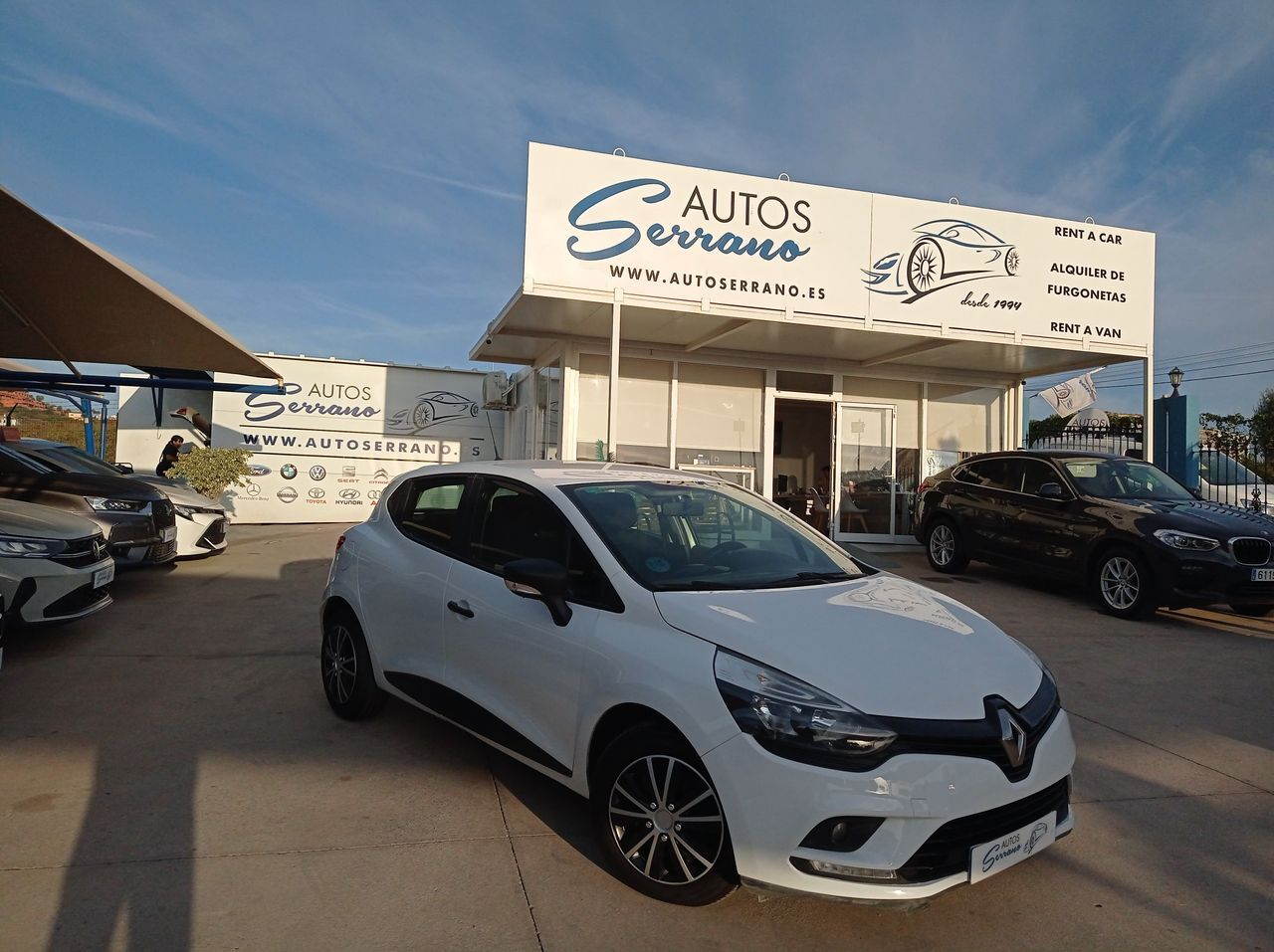 RENAULT Clio (Business Energy dCi 90cv) en Málaga