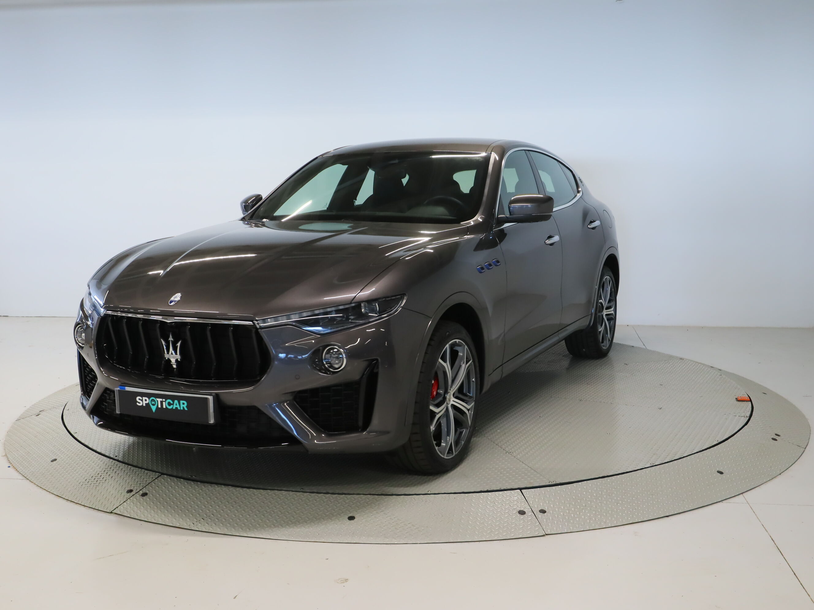 MASERATI Levante (330 GT HYBRID MY23) en Baleares