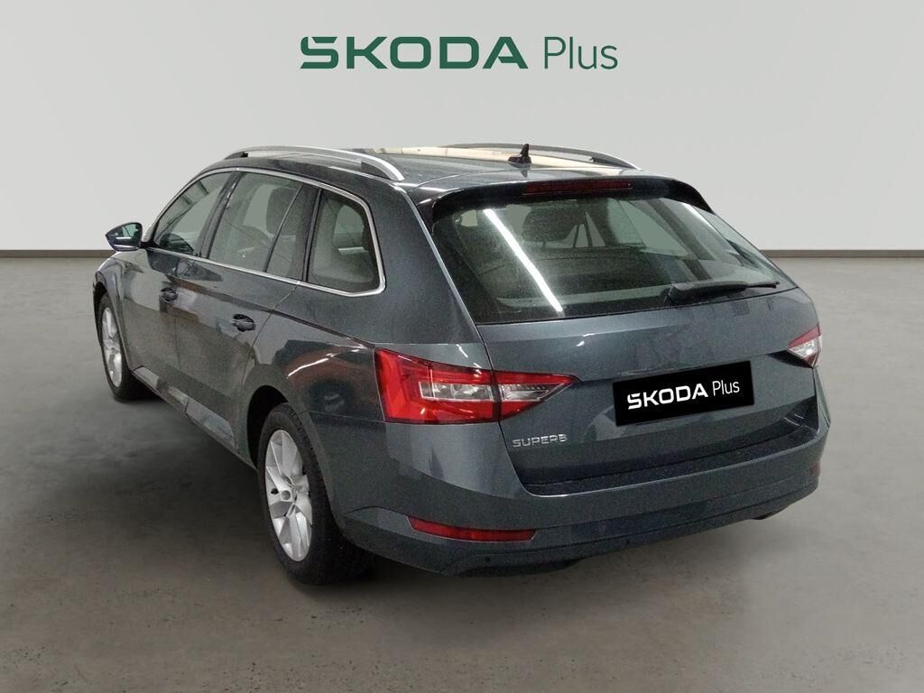 Foto del SKODA Superb Combi 2.0TDI AdBlue Ambition 110kW