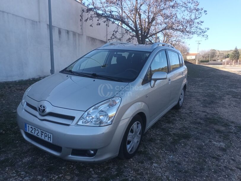 Foto del TOYOTA Corolla Verso 2.2D4D Luna