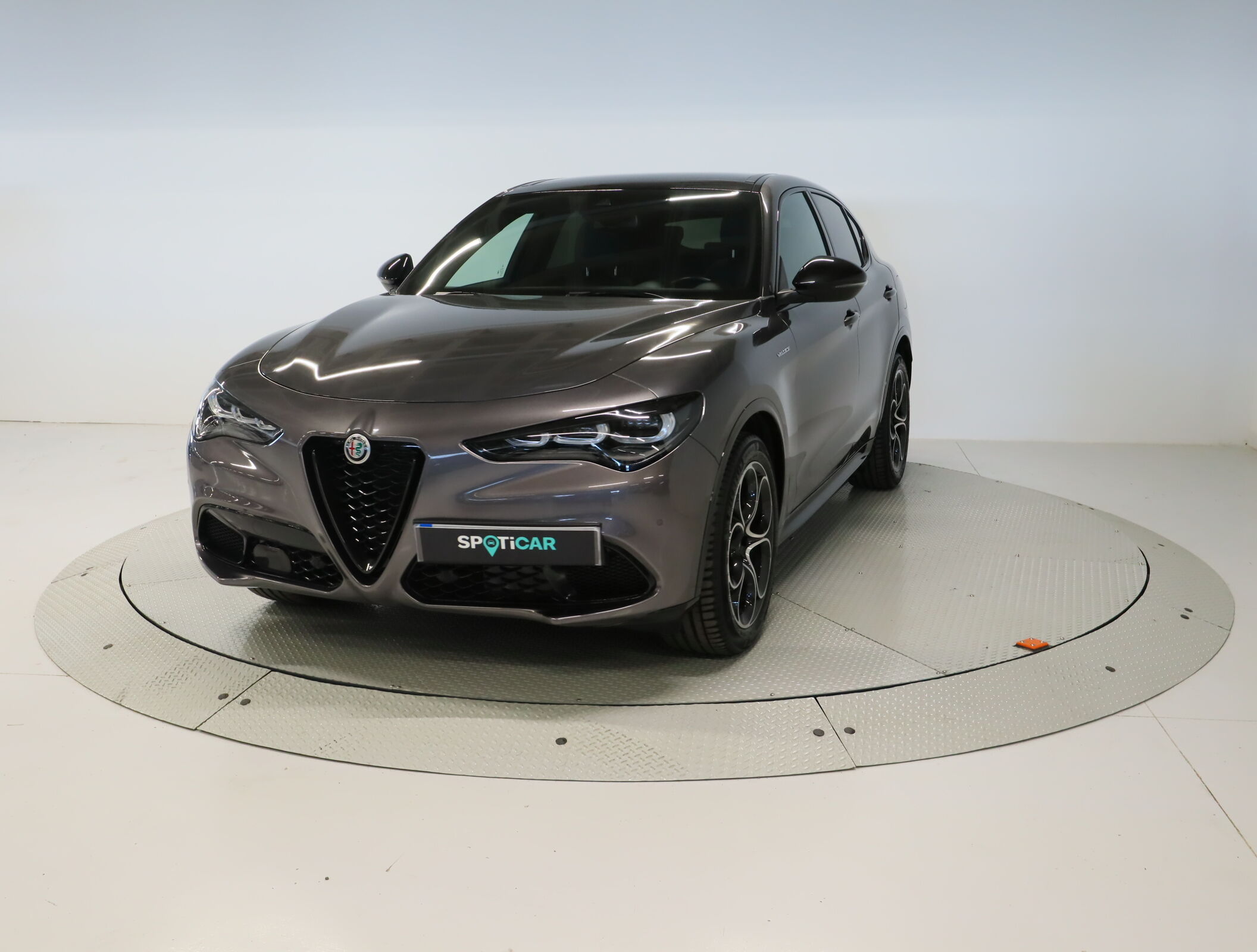ALFA ROMEO Stelvio (MY22-2.2 DIESEL 210CV VELOCE Q4) en Baleares