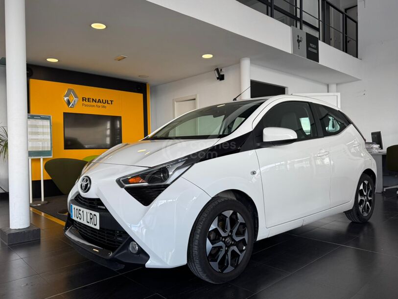 Foto del TOYOTA Aygo 70 x-clusiv x-shift