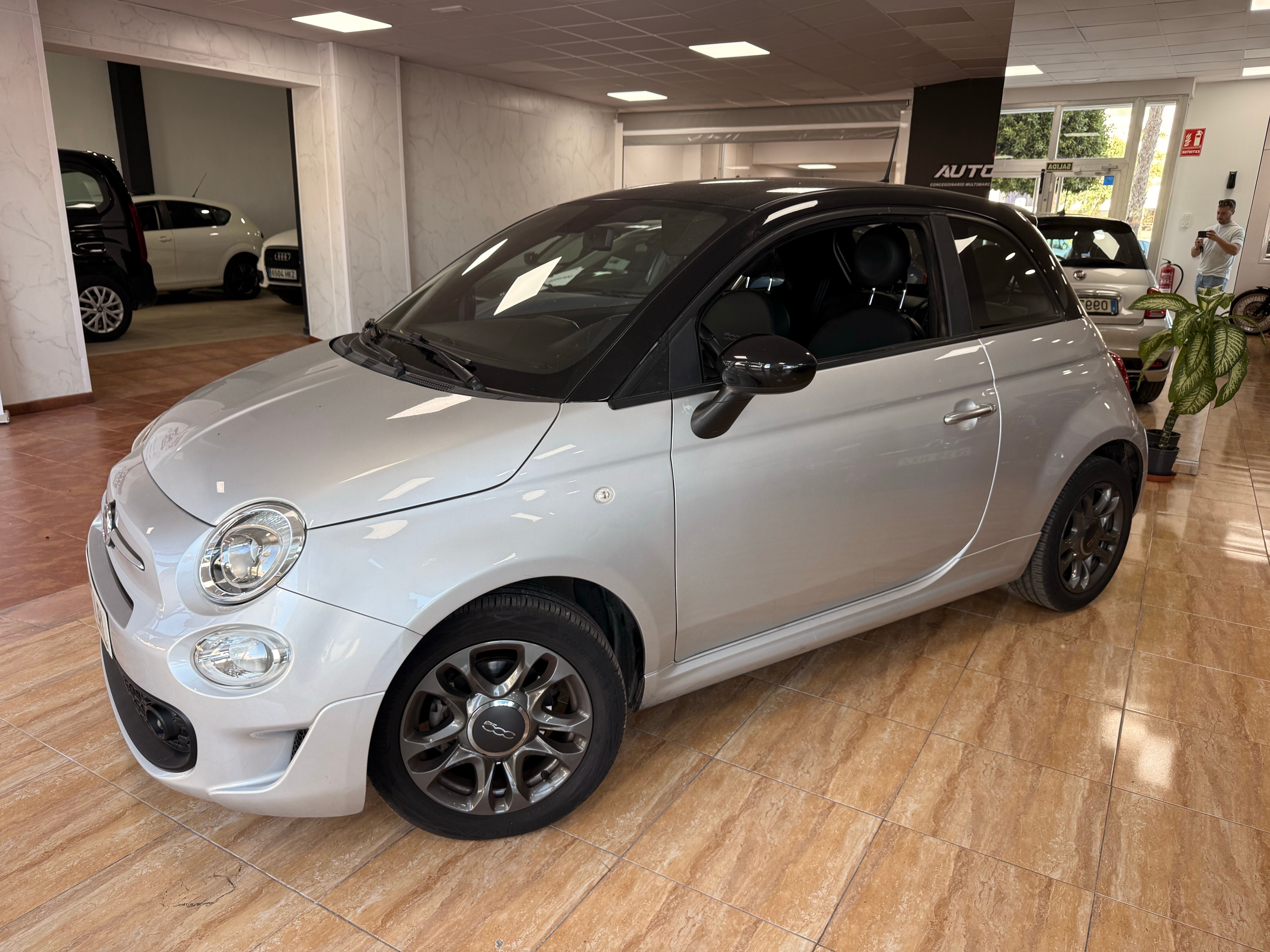 FIAT 500 (Sport 1.0 Hybrid 52KW (70 CV)) en Almería